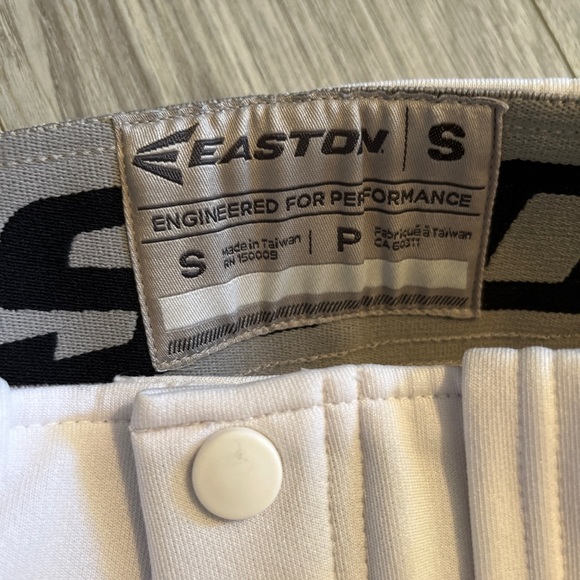 Easton Adult Small Baseball Knickers white with Royal Blue piping - Picture 4 of 7